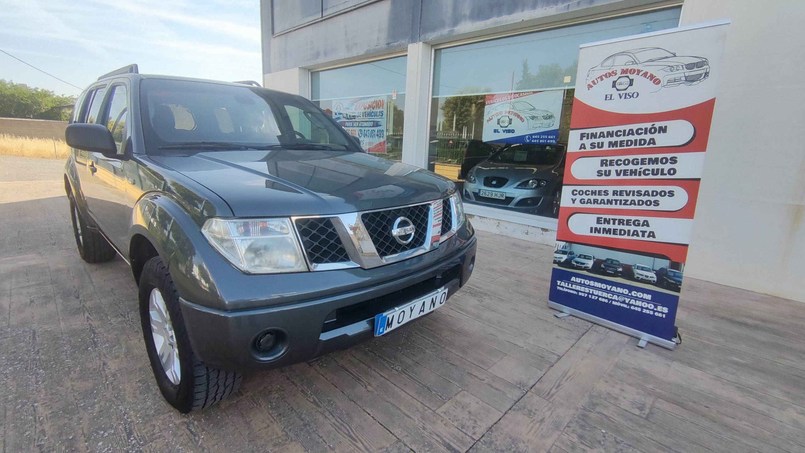NISSAN PATHFINDER 4X4 7 PLAZAS